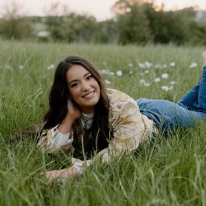 Meet your Posher, Mia